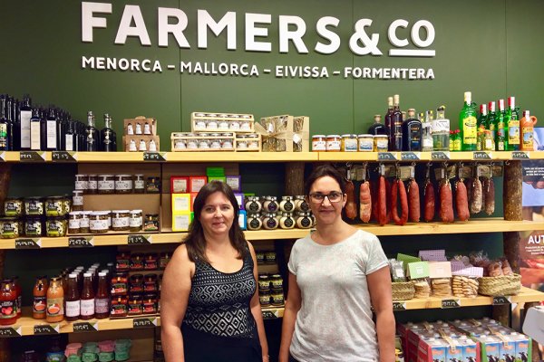 El Grup Cala Galdana i Sa Cooperativa fan arribar el producte local de Menorca als turistes