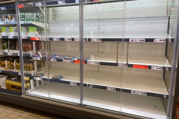 Comencen a mancar aliments als supermercats per mor del temporal de vent i mala mar