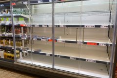 Comencen a mancar aliments als supermercats per mor del temporal de vent i mala mar