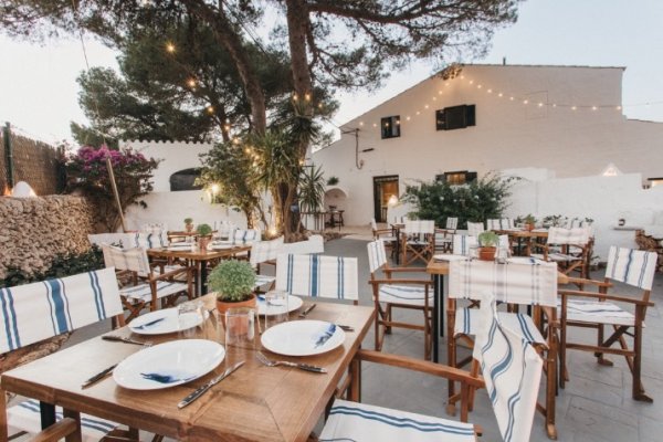 Burdell de Foc reobre les portes per donar caliu a l’estiu gastronòmic de Menorca