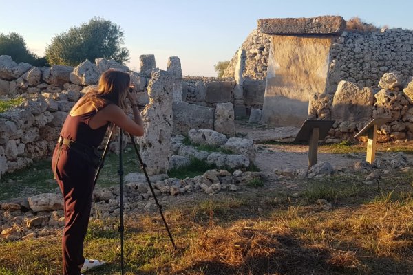 El programa Kilimangiaro de la televisió italiana grava un reportage a Menorca