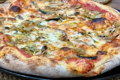 Pizza Sicília, unes pizzes fetes d’una altra pasta