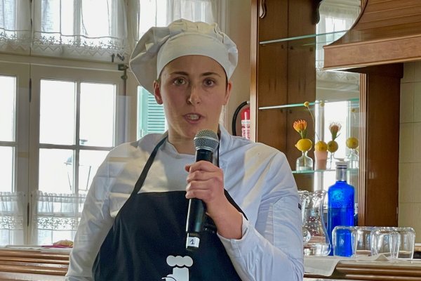 La menorquina Cristina Pons Benavides se prepara para su participación en el European Young Chef Award