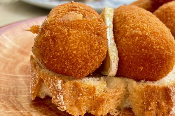 Comer croquetas en Bilbao