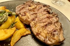 Entrecot de vermella gallega a l'Asador Molí des Comte