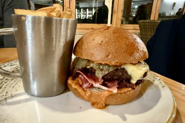 La hamburguesa ibérica de Es Replec