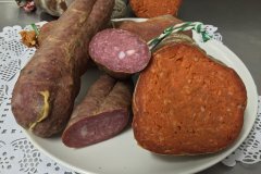 La carn-i-xulla i la sobrassada de Menorca passen a formar part del Catàleg d'Aliments Tradicionals de les Illes Balears amb l'objectiu de preservar-los i revalorar-los