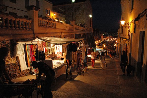 Summer markets bring life to the streets of Ciutadella