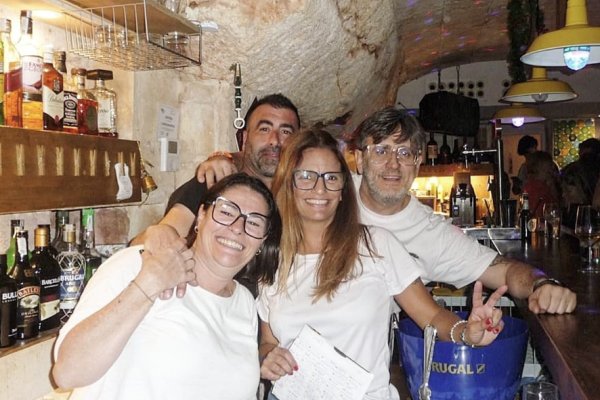 “4 Cadires” celebrates 5 years of creating a family