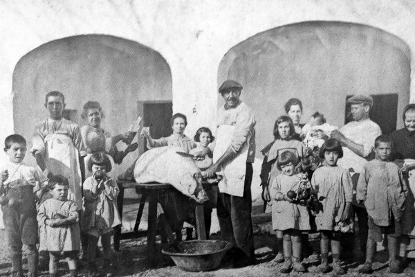 The “porquejades” (pig slaughtering in Menorca)