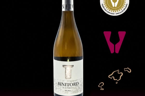 Binitord, two medals to taste Menorca in a glass