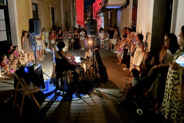 Alaior lights up its historic centre once again with the enchanting Candlelight Night