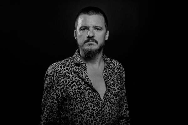 Coque Malla brings an unrepeatable intimate concert to Ciutadella