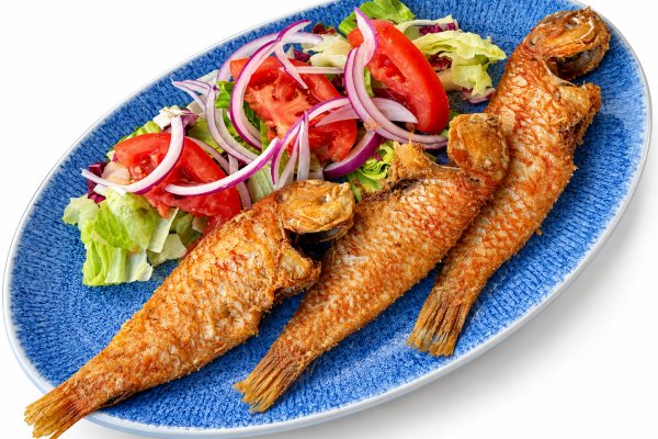 Les rasons frits du restaurant Miramar à Cala Blanca