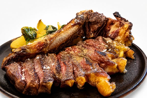 La mitjana de vaca "rubia" gallega madurada de l'Asador Molí des Comte
