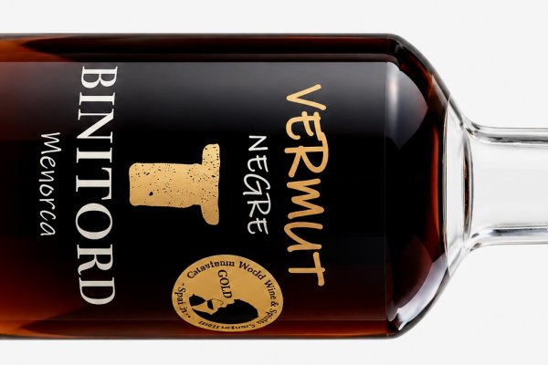 Vermut Negre Binitord: doble reconeixement als Vinari
